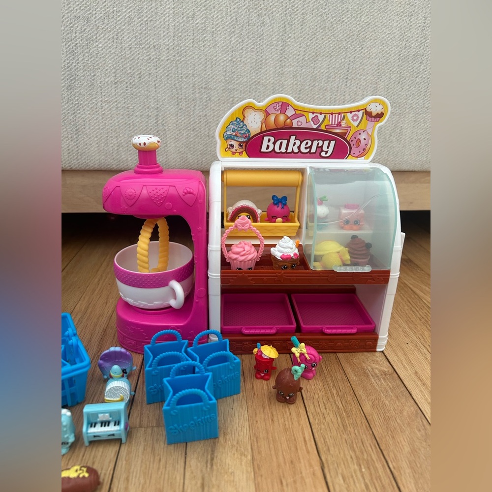 Shopkins Bakery & Fruit/Veg Stand - Picture 3 of 4